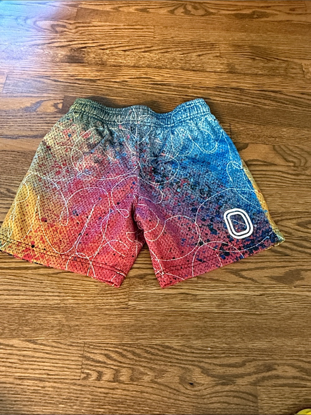 Overtime Colorful Gradient Athletic Shorts with Abstract Print Size Large